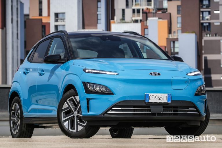 Hyundai Kona Electric Caratteristiche Batteria Prezzi E Prestazioni