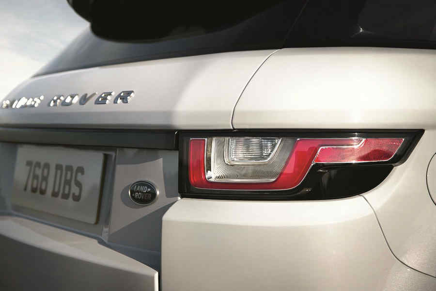 Range-Rover-Evoque-Model-Year-2016-5