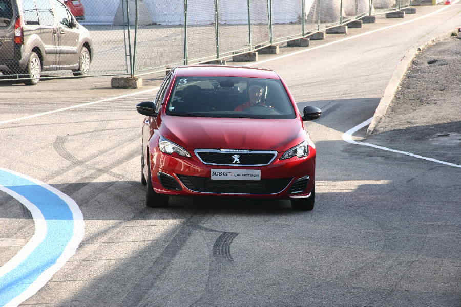 Peugeot_308_GTi_Launch_Test_Drive_144