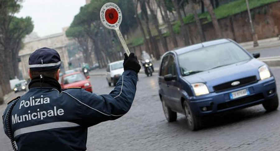 Il bollo auto nel Lazio può anche essere pagato con uno sconto