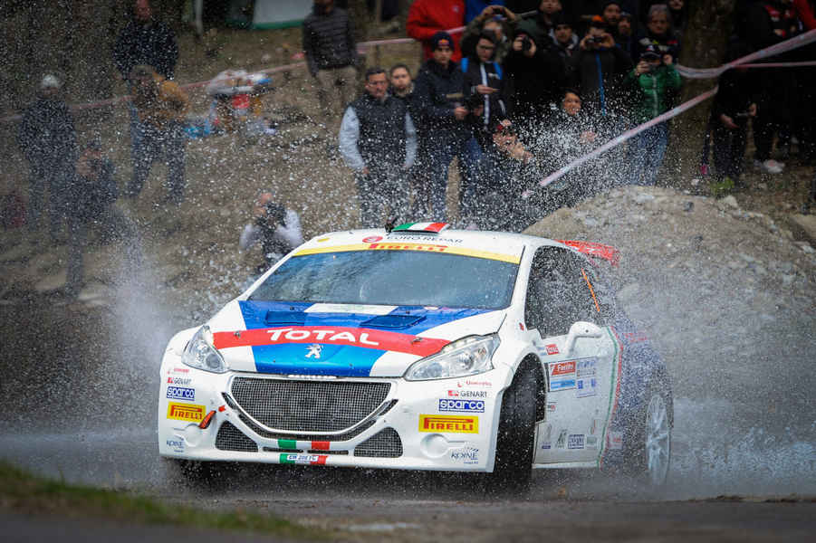 Peugeot-208-Rally-Andreucci-2016-Rally-Ciocco-6