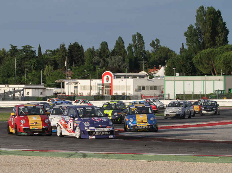 aci-weekend-magione-trofeo-abarth-selenia-2016-1