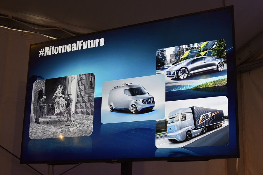 mercedes-benz-ritornoalfuturo-2016_foto_presentazione_04