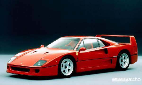 Ferrari F40 30 anni