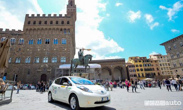 I tassisti di Firenze su Nissan Leaf Enel Edition