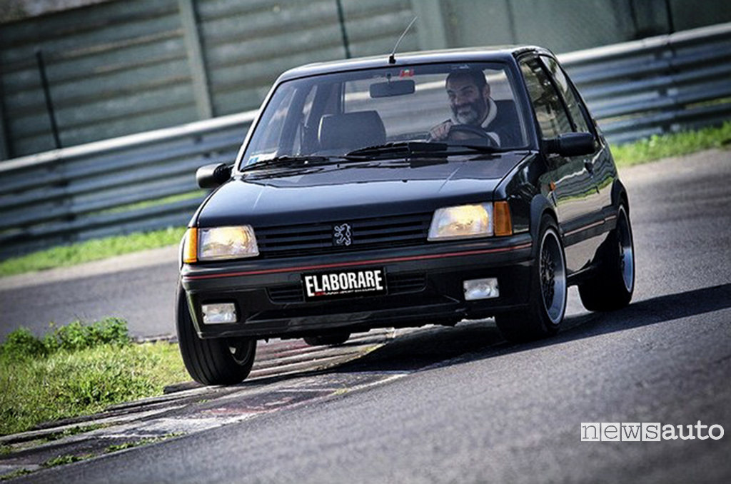 Peugeot 205 GTi Gutman Pista