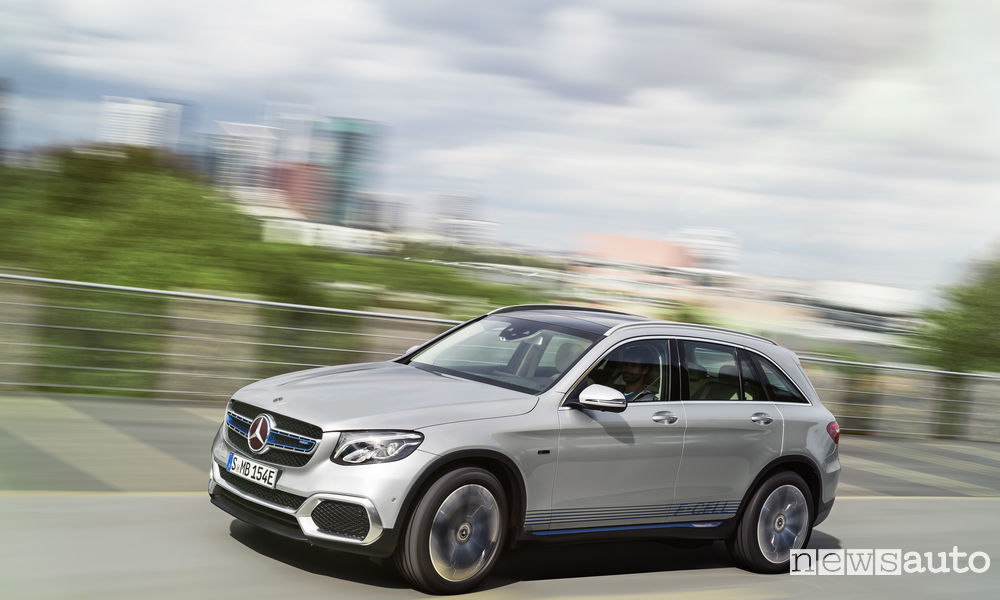 Mercedes ad idrogeno GLC F-CELL