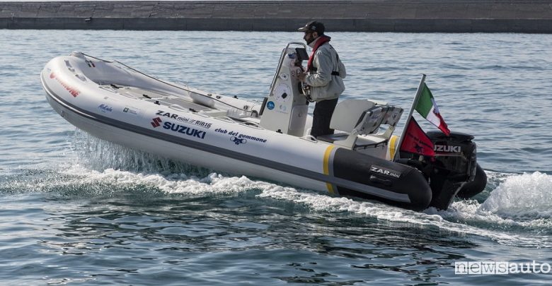 Gommone Italo con motore Suzuki