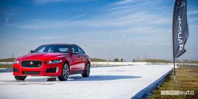 Record Jaguar XE Sport