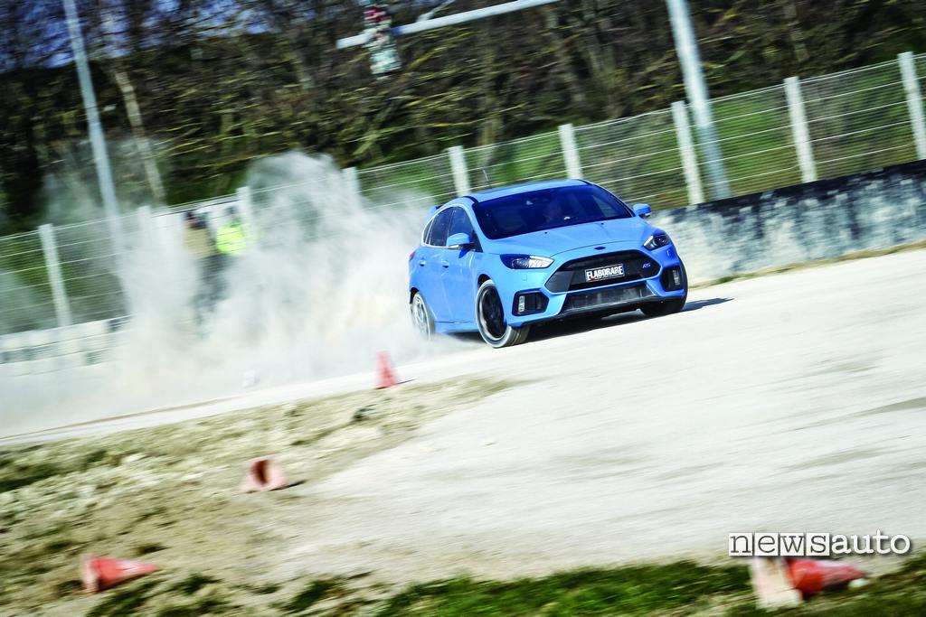 Ford Focus RS 350 CV la prova su terra