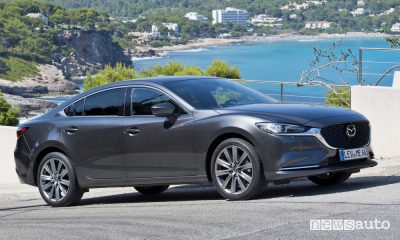 Nuova Mazda6 berlina