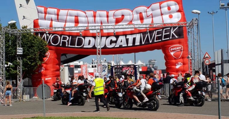 World Ducati Week Misano 2018 arco ingresso