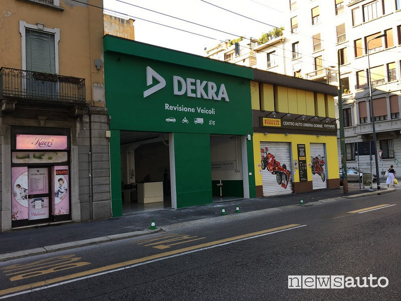 Centro revisione auto, Dekra Flagship Store Milano, Viale Umbria