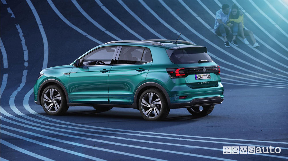 Volkswagen_T_Cross 2019, vista laterale