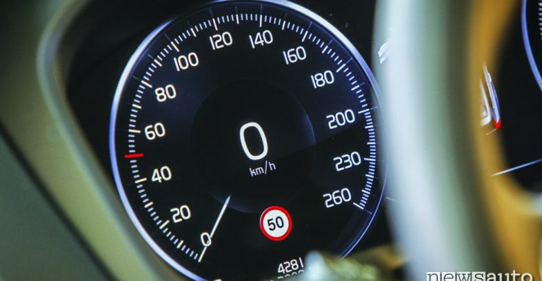 Volvo Velocità autolimitata a 180 km/h