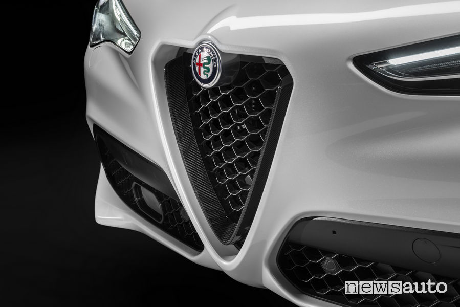 Alfa Romeo Stelvio Ti, frontale