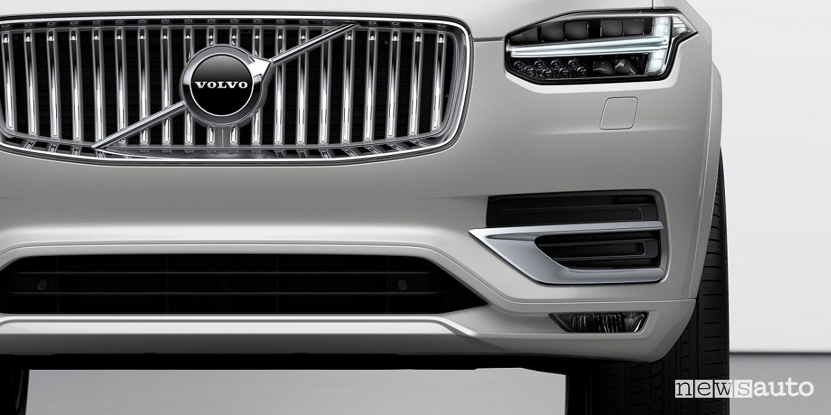 Volvo XC90, anteprima restyling del SUV