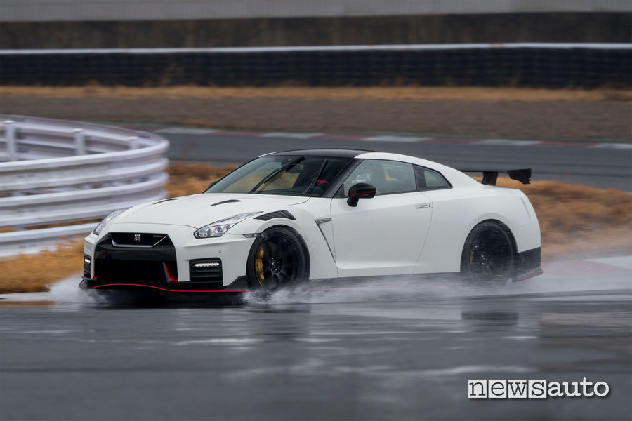 Nissan GT-R NISMO 2020