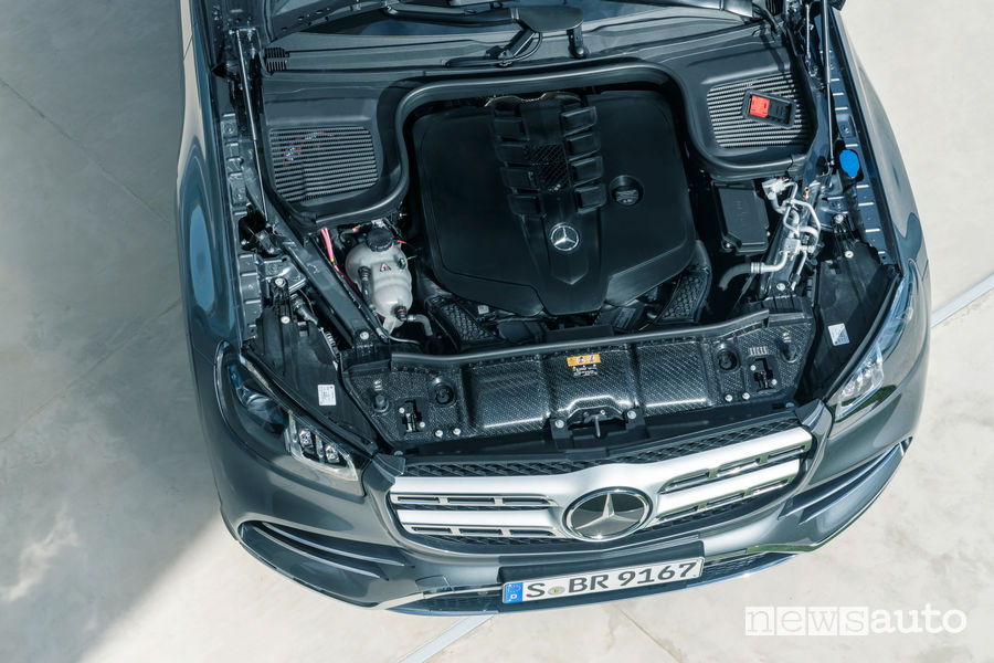 Mercedes-Benz GLS 2019 AMG Line vano motore