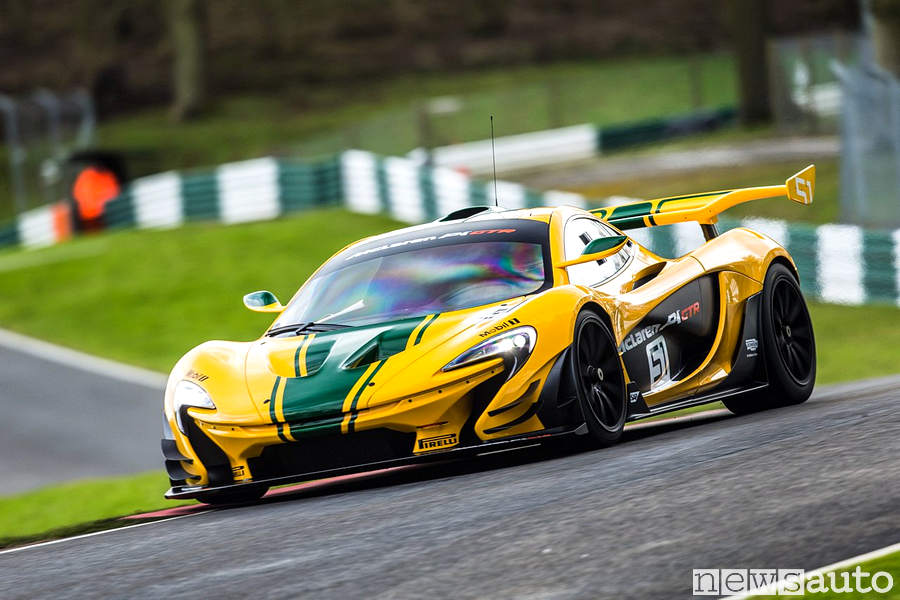 mclaren-P1-gtr-2015-f1-gtr-le-mans-1995 Lanzante Motorsport