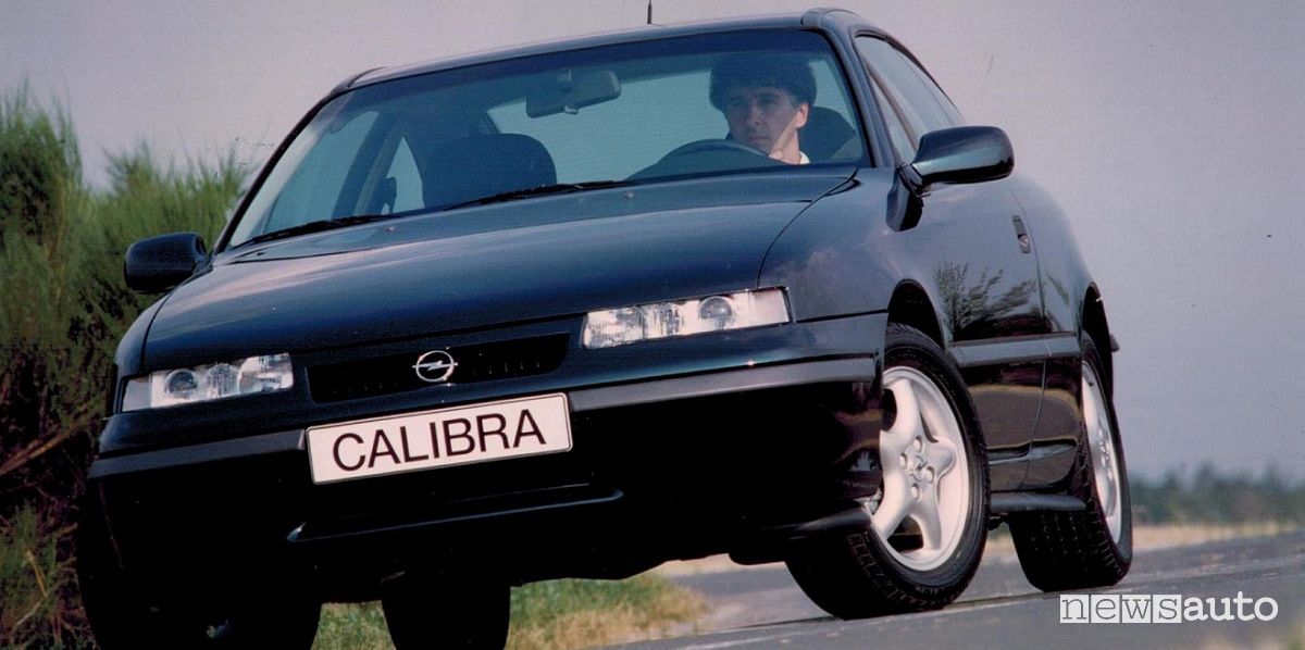 Opel Calibra auto sportiva anni ‘90