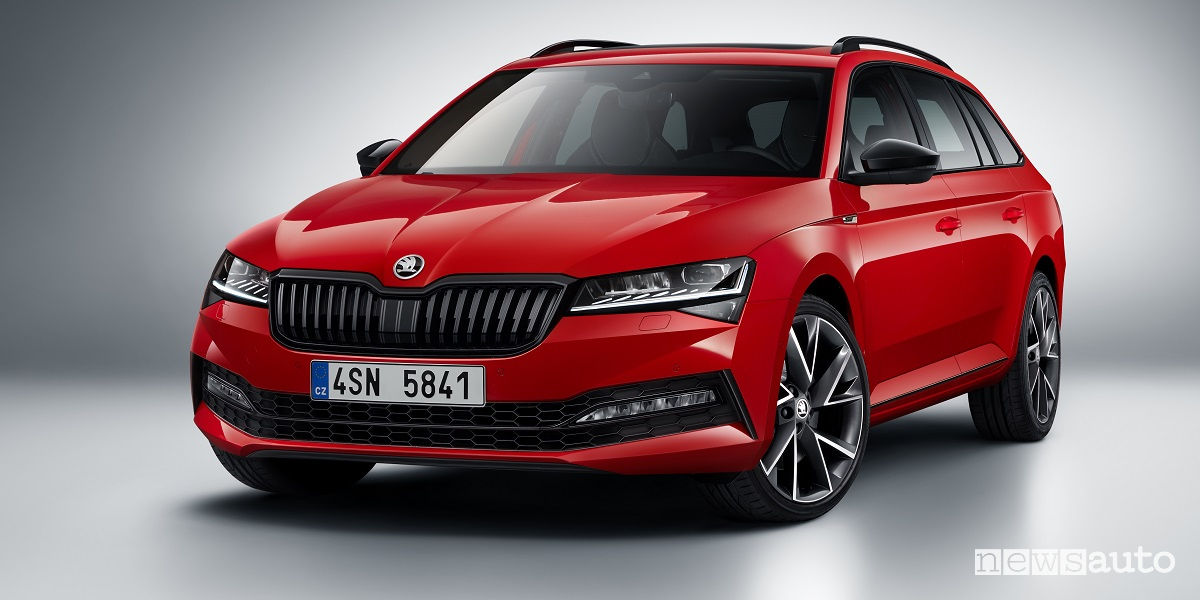Skoda Superb, le novità del restyling