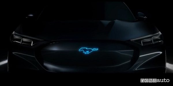 Nuovo crossover elettrico Ford