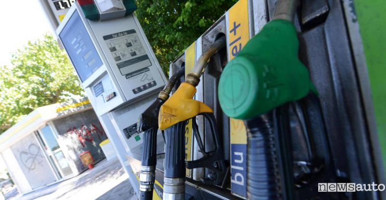 Prezzi benzina e gasolio, sconti sul carburante in Friuli