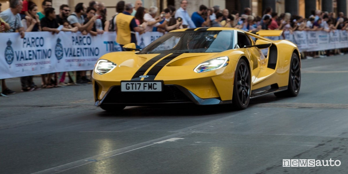 Supercar Parade Parco Valentino 2019 Ford Gt