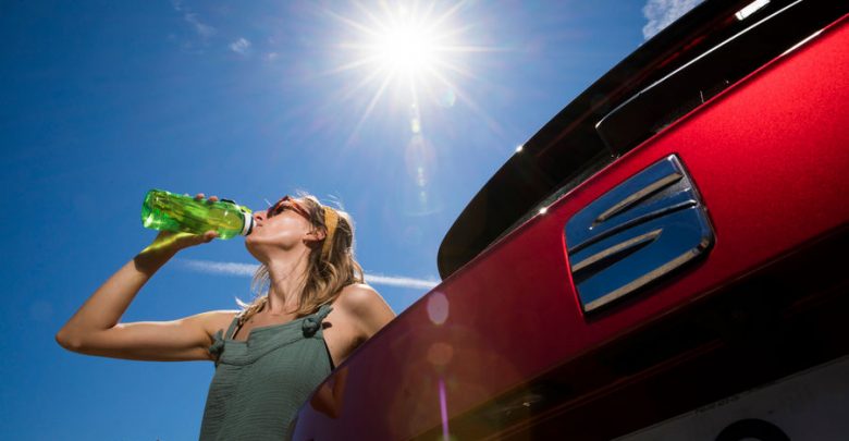 bere acqua prima di mettersi al volante