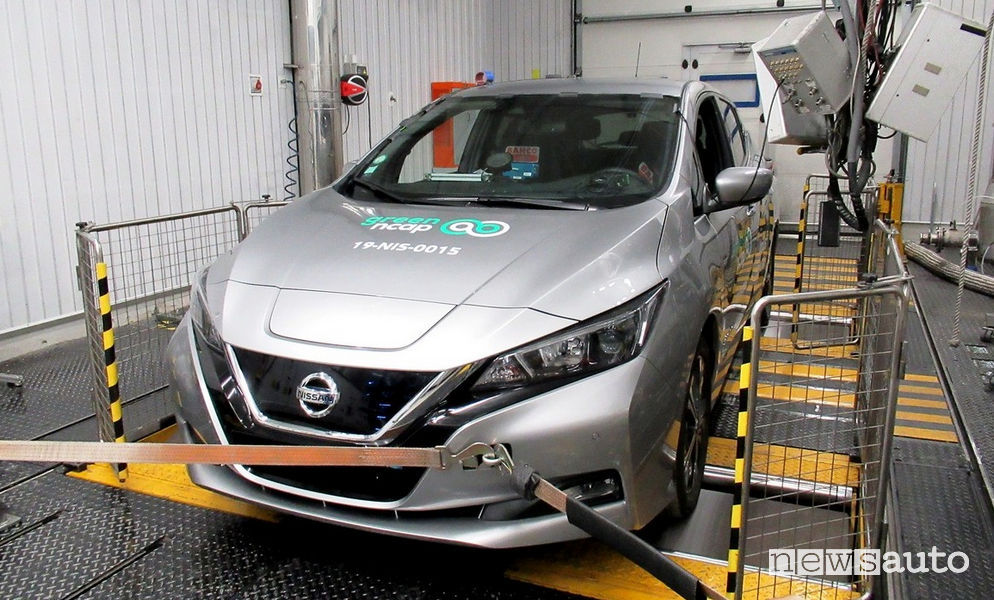 Test Green NCAP Nissan Leaf 40 kWh elettrica