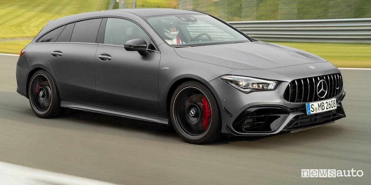 Mercedes-AMG CLA 45 Shooting Brake