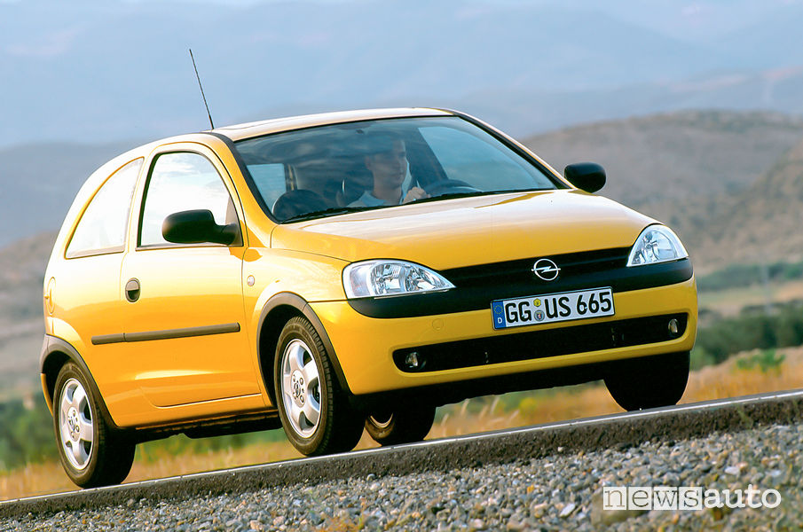 Opel Corsa C terza generazione 2000