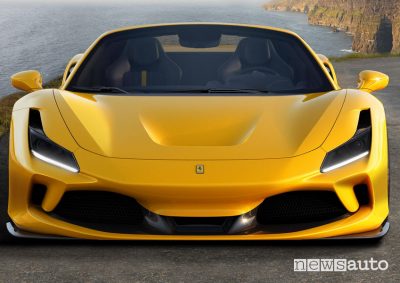 Frontale e nuovi fari a LED Ferrari F8 Spider