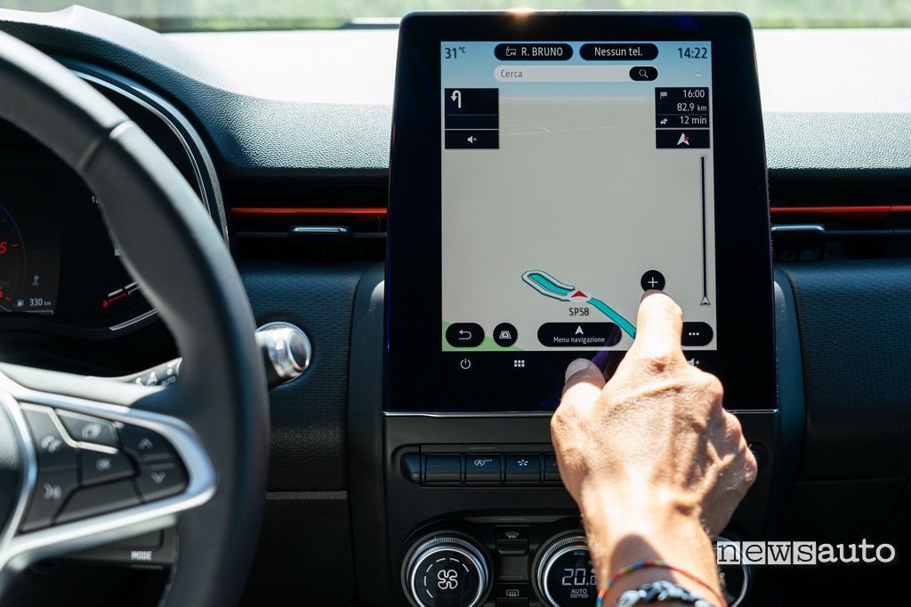 Navigatore Tom Tom su tablet Easy link 9,3" Renault Clio 2020