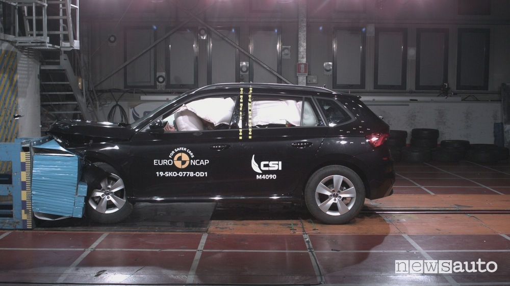 Crash test Euro NCAP urto frontale Skoda Kamiq