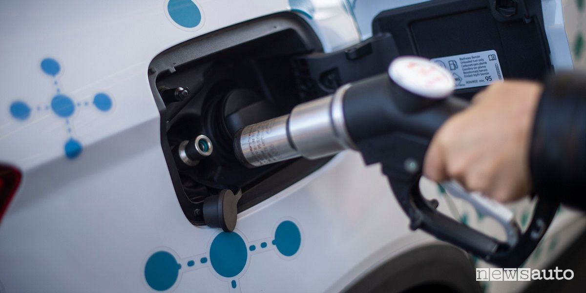 Seat biometano rifornimento