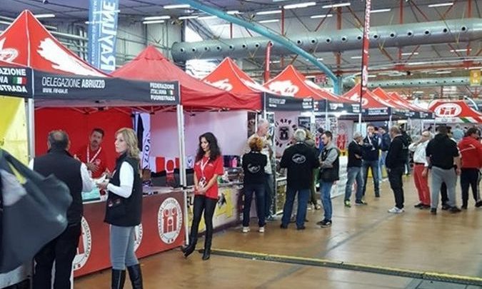 Villaggio della Federazione Italiana Fuoristrada nella precedente edizione del 4x4 Fest di Carrara