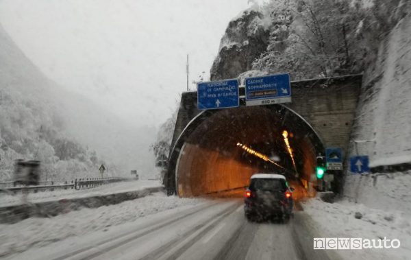Obbligo catene pneumatici invernali Trentino Alto Adige