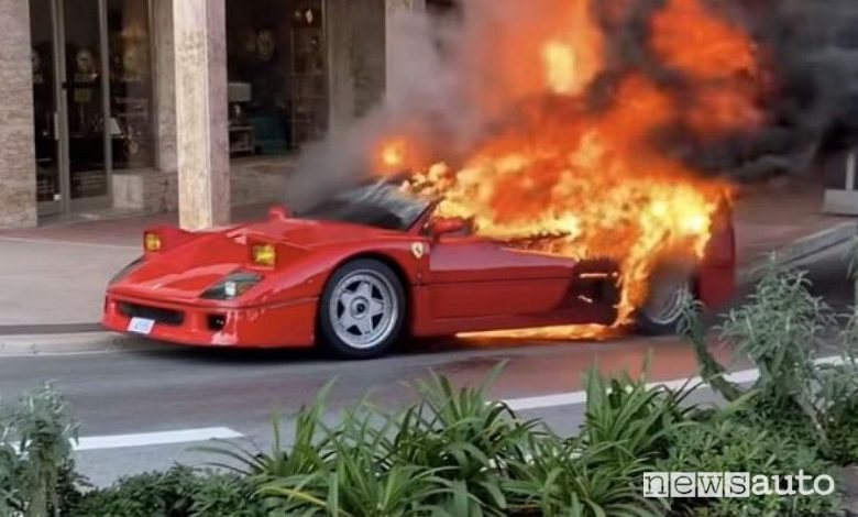 Ferrari F40 in fiamme a Montercarlo