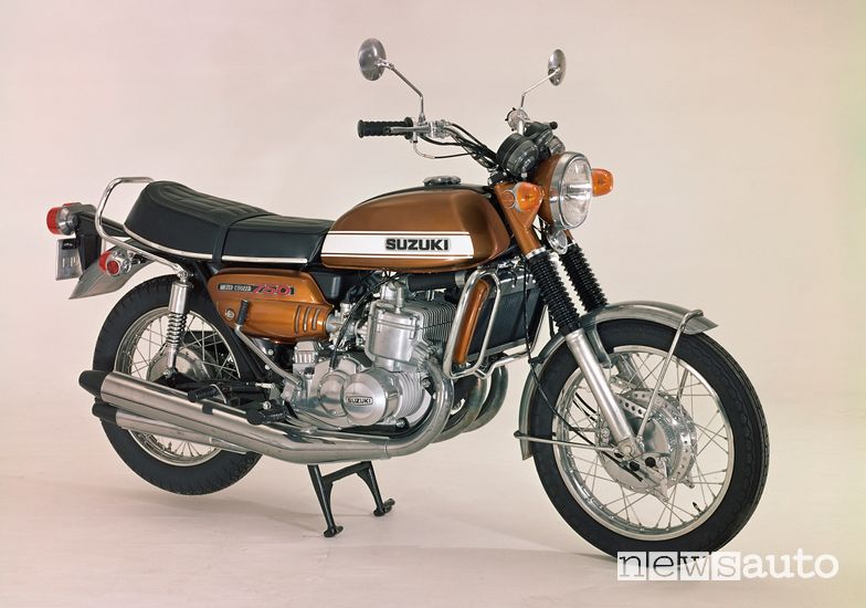 Suzuki GT750 moto del 1971