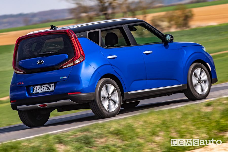 Vista posteriore Kia e-Soul elettrica EV