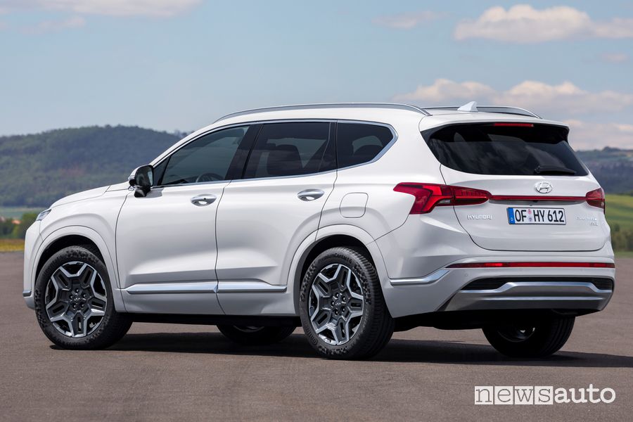Vista posteriore Hyundai Santa Fe
