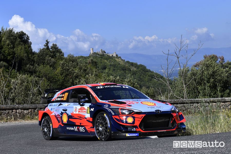 Daniel Sordo su Hyundai i 20 Coupe WRC al Rally di Roma 2020