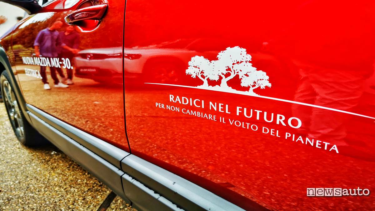 Radici-nel-futuro-Mazda-Mx-30