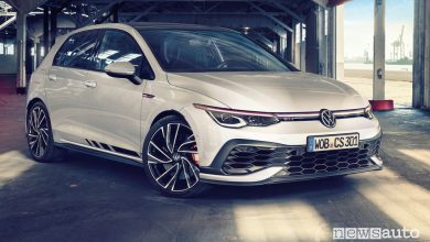 Vista di profilo Volkswagen Golf GTI Clubsport