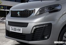 Nuovo Peugeot e-Expert Combi monovolume elettrico