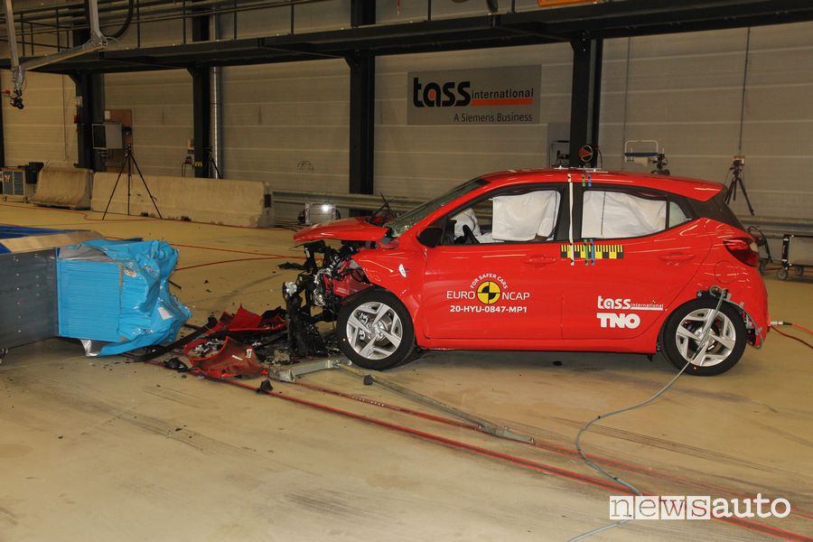 3 stelle per l'Hyundai i10 e nei crash test Euro NCAP