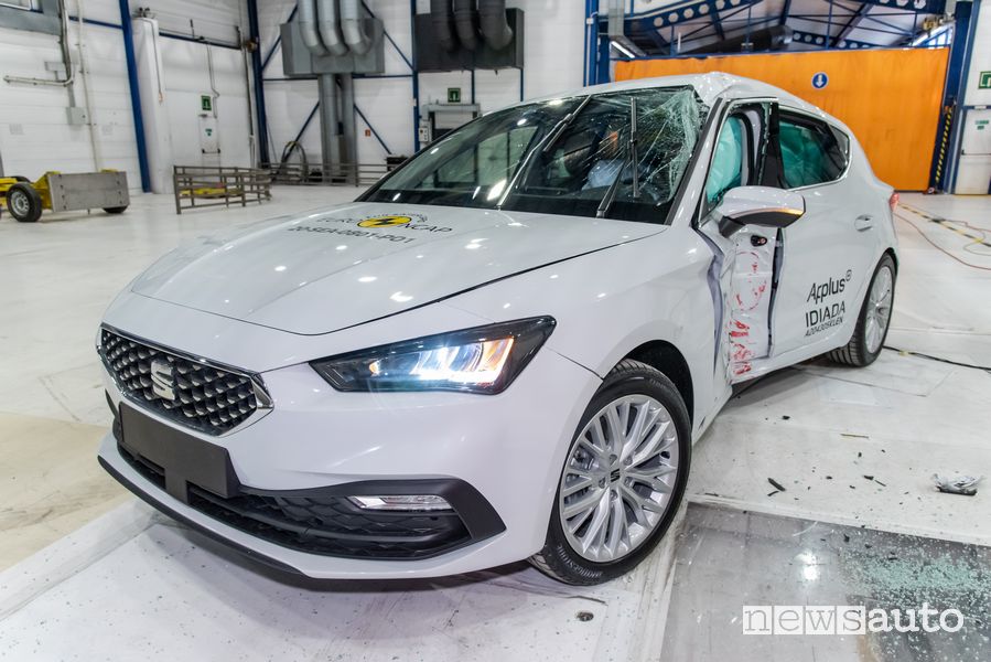 5 stelle per la Seat Leon nei crash test Euro NCAP