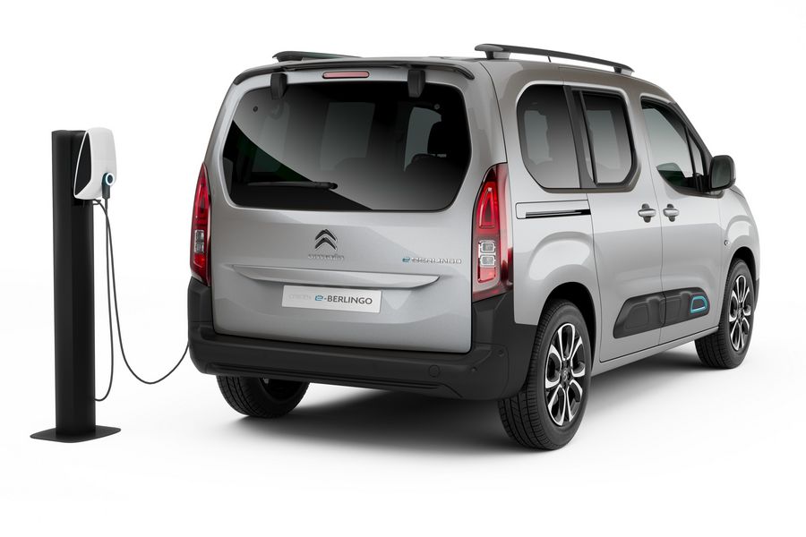 Citroën ë-Berlingo elettrico in ricarica